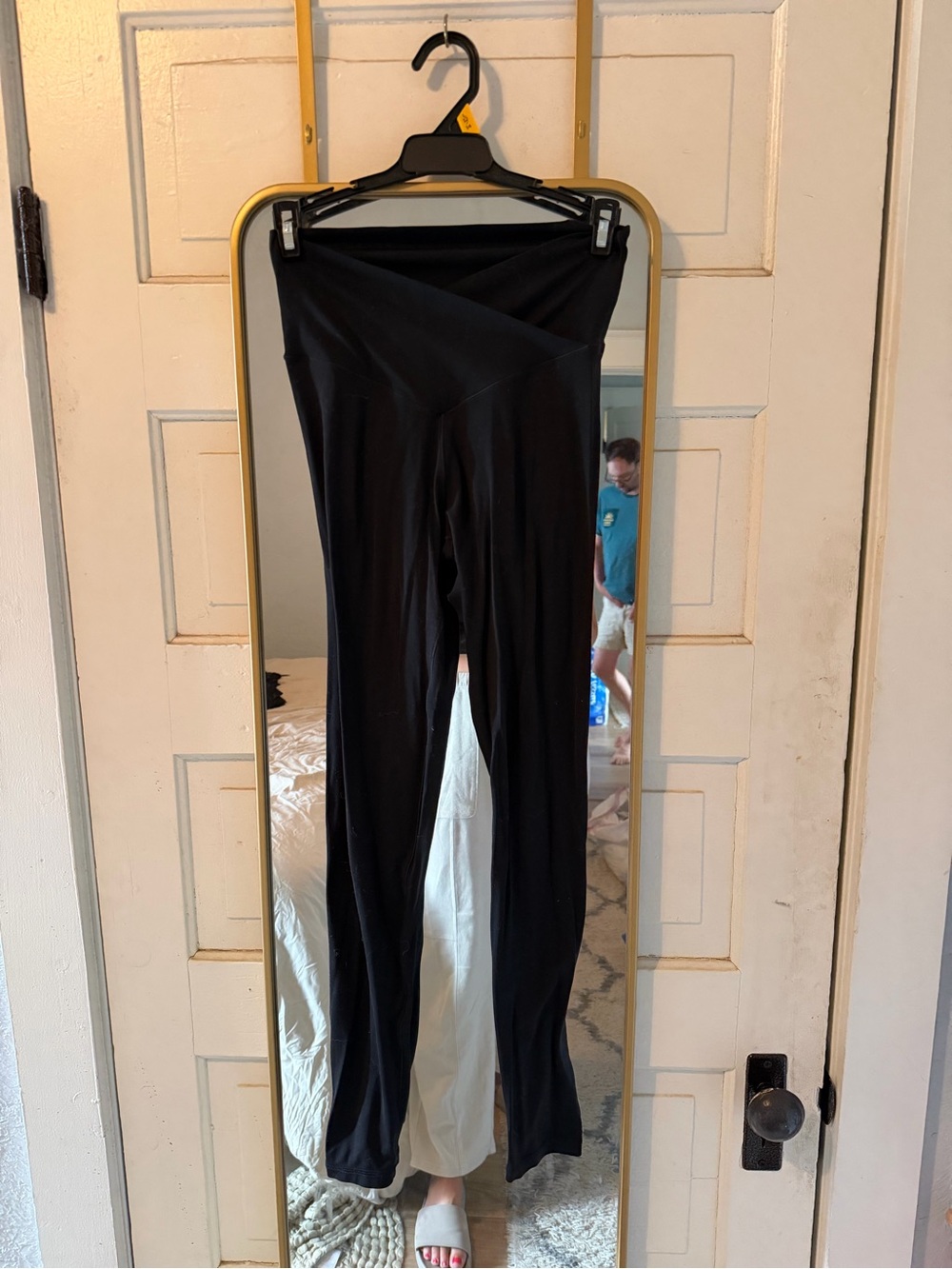 aerie Black High-Waist Crossover Leggings